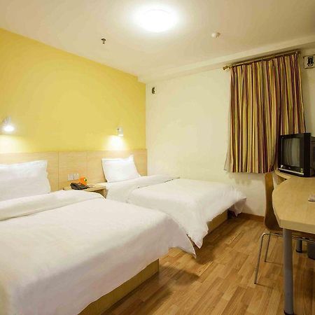 7 Days Inn Shenyang Bei Hang Commercial Street Exterior photo